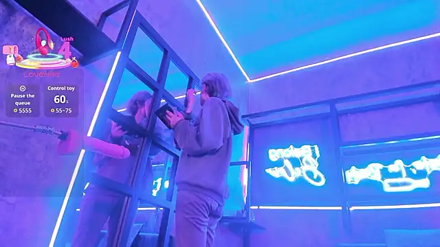 Snapshot of MiistressBlu chatting on 02-11-26, 01:16 MiistressBlu online show from 02-11-26, 01:16