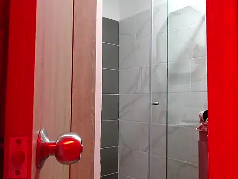 Snapshot of MiistressBlu chatting on 02-18-26, 07:32 MiistressBlu online show from 02-18-26, 07:32