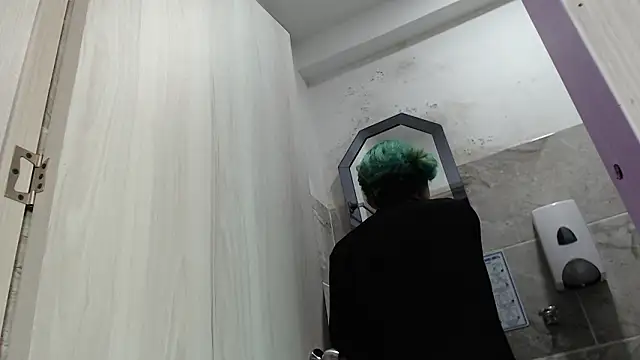 Snapshot of MiistressBlu chatting on 02-24-26, 01:42 MiistressBlu online show from 02-24-26, 01:42