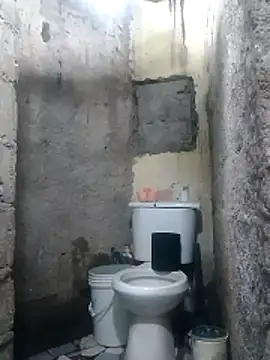 Snapshot of polla_large_active chatting on 04-12-26, 06:35 polla large active online show from 04-12-26, 06:35