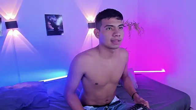 Snapshot of blacke1 chatting on 02-10-26, 12:48 blacke1 online show from 02-10-26, 12:48