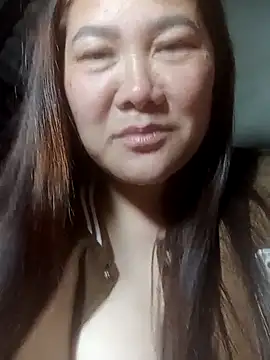 Snapshot of bongtuyet11 chatting on 02-20-26, 12:16 bongtuyet11 online show from 02-20-26, 12:16