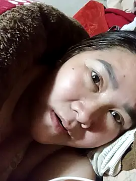 Snapshot of bongtuyet11 chatting on 02-26-26, 01:10 bongtuyet11 online show from 02-26-26, 01:10