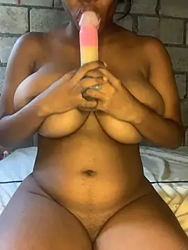 Snapshot of shybunnyvibe chatting on 02-06-26, 05:05 shybunnyvibe online show from 02-06-26, 05:05