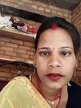 Snapshot of Hot_ree64 chatting on 03-02-26, 06:03 Hot ree64 online show from 03-02-26, 06:03