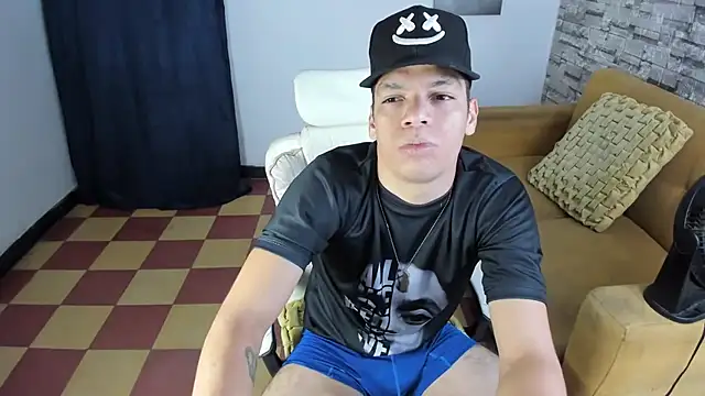 Snapshot of Andres_sant_ chatting on 03-21-26, 07:35 Andres sant online show from 03-21-26, 07:35