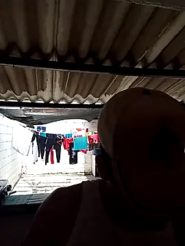 Snapshot of Andres_sant_ chatting on 03-29-26, 05:24 Andres sant online show from 03-29-26, 05:24