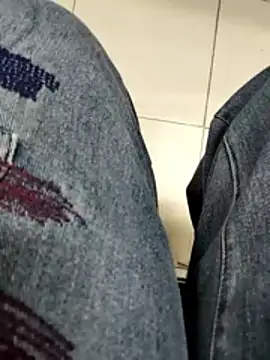 Snapshot of LiilyZi chatting on 02-07-26, 12:58 LiilyZi online show from 02-07-26, 12:58