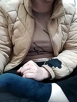 Snapshot of LiilyZi chatting on 02-26-26, 12:53 LiilyZi online show from 02-26-26, 12:53