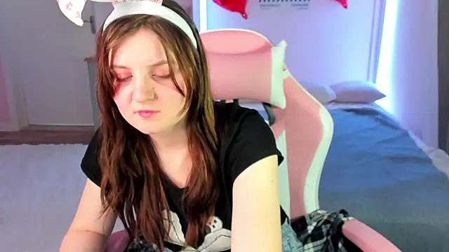 Snapshot of Maria_Rogers chatting on 02-20-26, 06:26 Maria Rogers online show from 02-20-26, 06:26