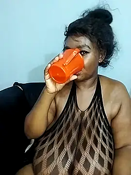 Snapshot of MissConniexxx chatting on 02-27-26, 09:04 MissConniexxx online show from 02-27-26, 09:04