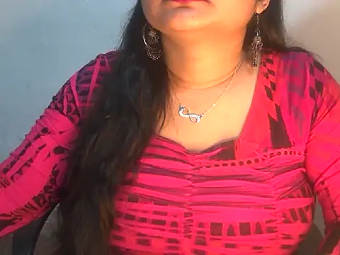 Snapshot of Saniya_K2 chatting on 02-13-26, 04:58 Saniya K2 online show from 02-13-26, 04:58