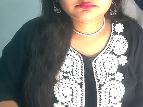 Snapshot of Saniya_K2 chatting on 02-16-26, 04:14 Saniya K2 online show from 02-16-26, 04:14