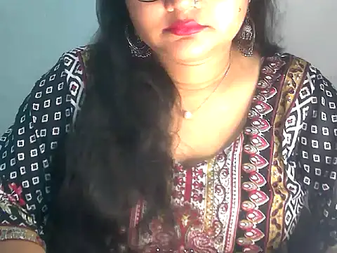 Snapshot of Saniya_K2 chatting on 02-17-26, 06:14 Saniya K2 online show from 02-17-26, 06:14