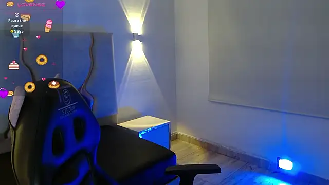 Snapshot of Sashaa_tay chatting on 02-12-26, 07:31 Sashaa tay online show from 02-12-26, 07:31