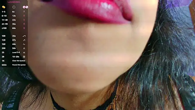 Snapshot of lizza_oss chatting on 03-24-26, 11:59 lizza oss online show from 03-24-26, 11:59