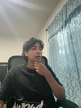 Snapshot of Pedestal_diamant chatting on 03-02-26, 10:38 Pedestal diamant online show from 03-02-26, 10:38