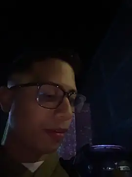 Snapshot of Gael_Velaryx chatting on 02-14-26, 04:31 Gael Velaryx online show from 02-14-26, 04:31