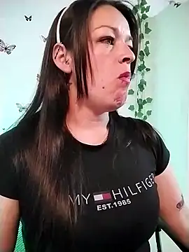 Ivanna Greey1 online show from 02-27-26, 09:04