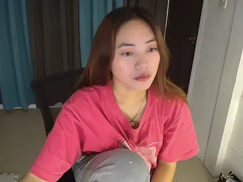 Snapshot of babydenxx69 chatting on 02-18-26, 03:13 babydenxx69 online show from 02-18-26, 03:13