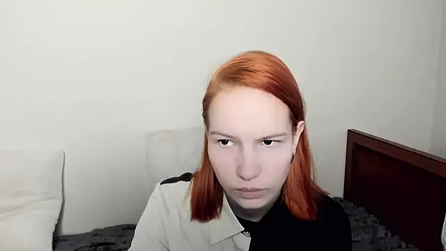 Snapshot of Vedime chatting on 02-06-26, 08:18 Vedime online show from 02-06-26, 08:18