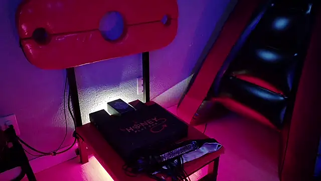 bellaskeykeeper online show from 02-11-26, 02:11