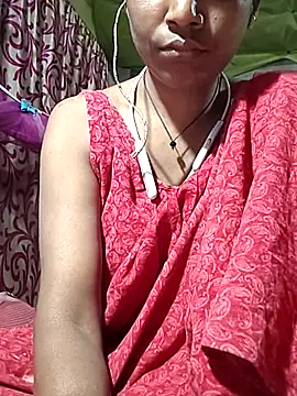 Snapshot of Sweet-runi chatting on 03-03-26, 04:46 Sweet-runi online show from 03-03-26, 04:46