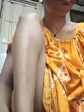 Snapshot of Sweet-runi chatting on 03-07-26, 05:54 Sweet-runi online show from 03-07-26, 05:54