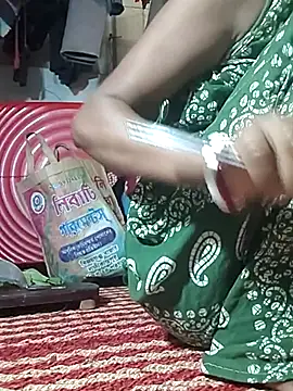 Snapshot of Sweet-runi chatting on 03-20-26, 02:27 Sweet-runi online show from 03-20-26, 02:27