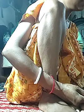 Snapshot of Sweet-runi chatting on 03-28-26, 01:43 Sweet-runi online show from 03-28-26, 01:43