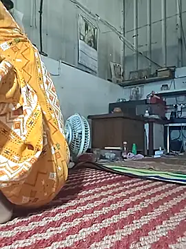 Snapshot of Sweet-runi chatting on 04-10-26, 02:06 Sweet-runi online show from 04-10-26, 02:06