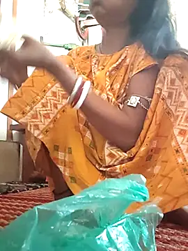 Snapshot of Sweet-runi chatting on 04-11-26, 07:45 Sweet-runi online show from 04-11-26, 07:45