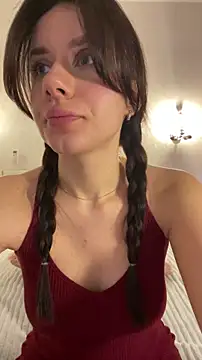 Snapshot of cheekypie chatting on 03-06-26, 06:43 cheekypie online show from 03-06-26, 06:43