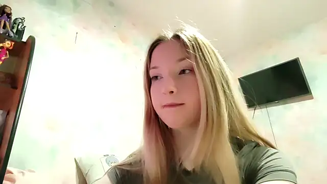 TiaBIanks online show from 03-03-26, 08:09