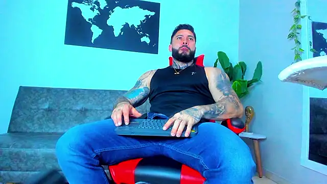 Snapshot of Alessrose chatting on 03-01-26, 07:27 Alessrose online show from 03-01-26, 07:27