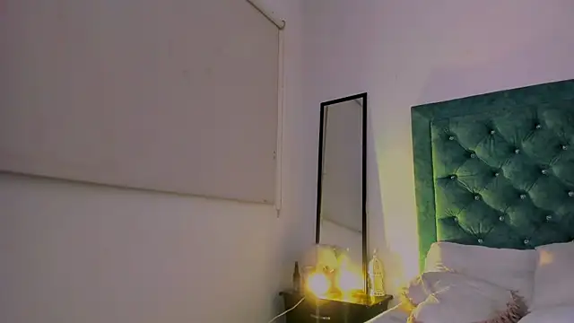 LatinoDark online show from 02-28-26, 04:02