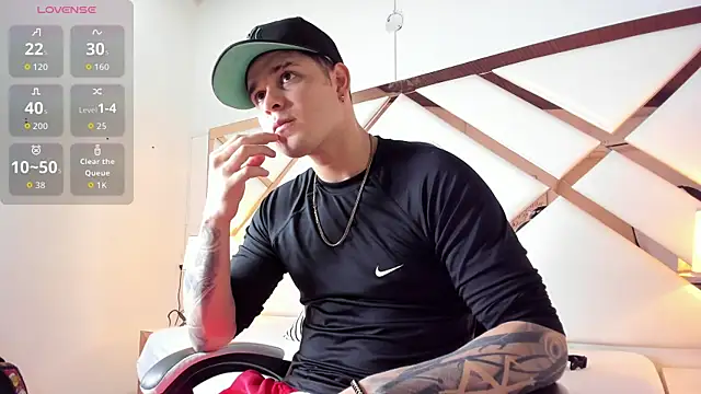 Snapshot of rayan_linxx chatting on 02-18-26, 06:59 rayan linxx online show from 02-18-26, 06:59