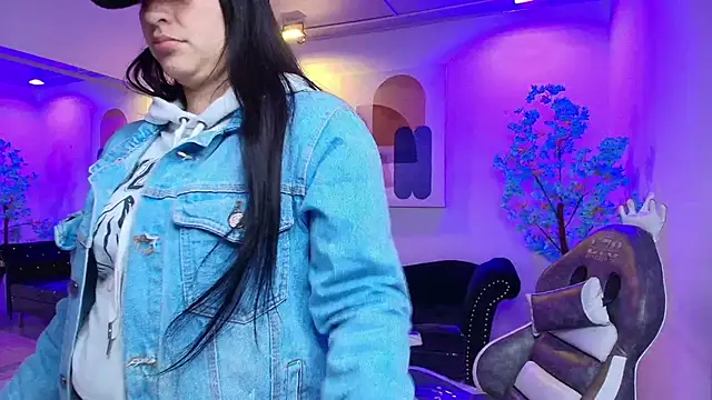 Alanna  scott online show from 02-11-26, 03:11