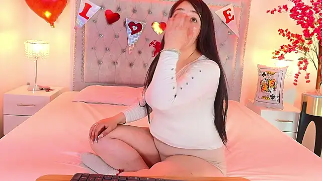 Alanna  scott online show from 02-15-26, 03:36