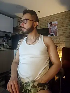 Snapshot of dave_wolf7 chatting on 02-13-26, 12:28 dave wolf7 online show from 02-13-26, 12:28