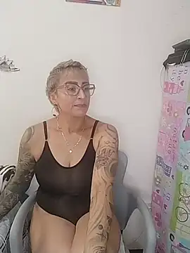 Snapshot of Charlotte_gray_ chatting on 02-14-26, 10:06 Charlotte gray online show from 02-14-26, 10:06