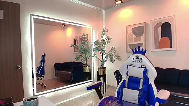 Amy whitney online show from 03-01-26, 03:19