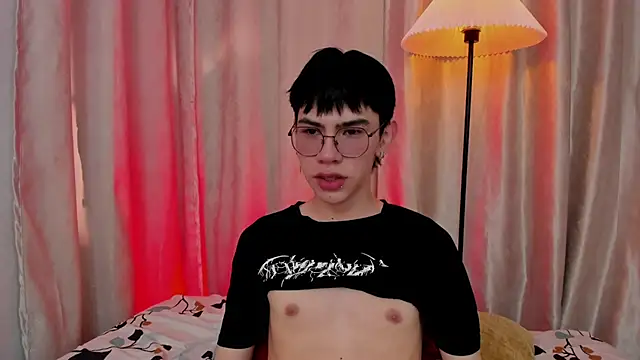 Demian Hush online show from 02-21-26, 07:26