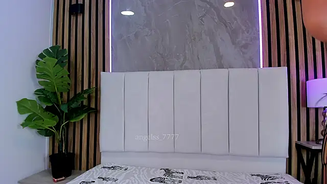 Snapshot of Angelss_7777 chatting on 02-08-26, 06:22 Angelss 7777 online show from 02-08-26, 06:22