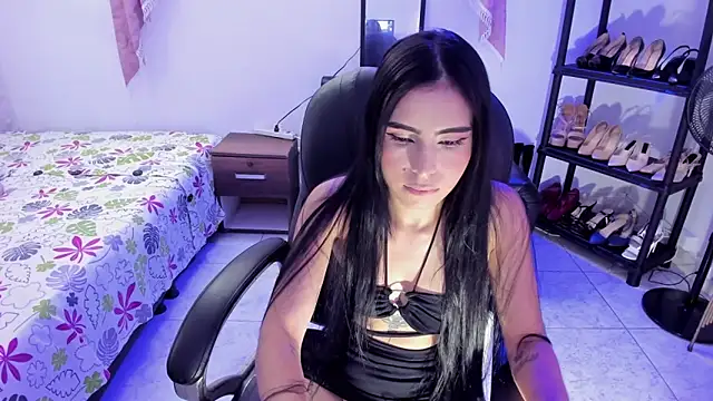 Snapshot of Canddy_Doll_ chatting on 02-17-26, 08:26 Canddy Doll online show from 02-17-26, 08:26