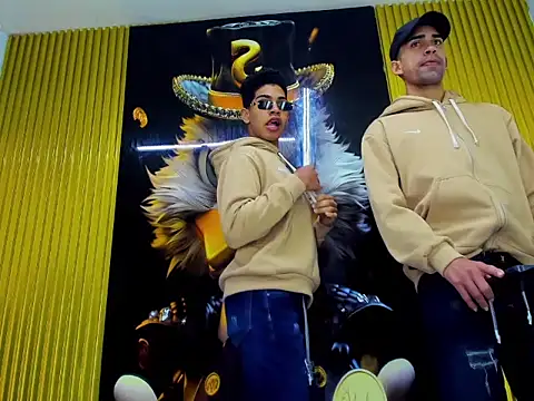 Snapshot of couplehot_sex_ chatting on 02-15-26, 07:32 couplehot sex online show from 02-15-26, 07:32