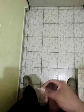 Snapshot of ivanverga14cm chatting on 02-19-26, 05:14 ivanverga14cm online show from 02-19-26, 05:14