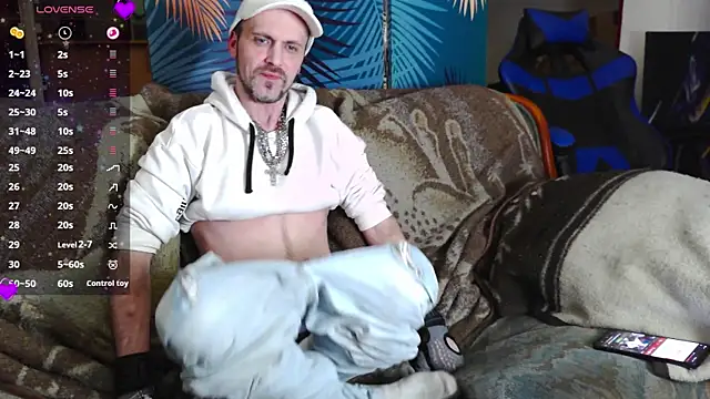 Snapshot of SwatRocShy chatting on 02-09-26, 09:08 SwatRocShy online show from 02-09-26, 09:08