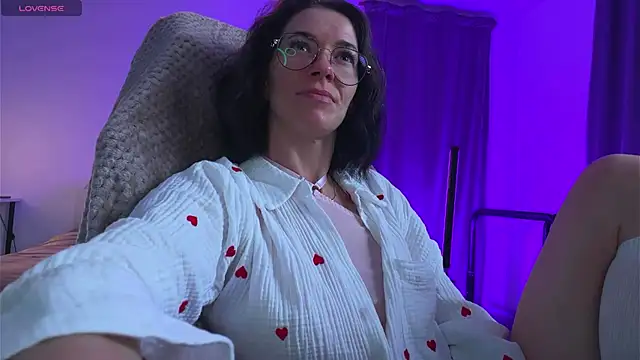 Snapshot of Katy_Kar chatting on 02-19-26, 09:00 Katy Kar online show from 02-19-26, 09:00