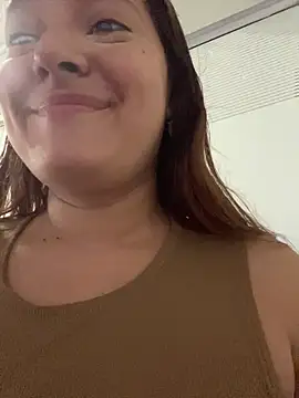 Snapshot of Emily_Harpeer chatting on 04-09-26, 11:48 Emily Harpeer online show from 04-09-26, 11:48